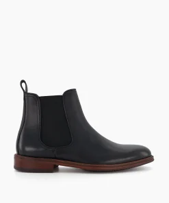 Fashion Characteristic - Chelsea Boots