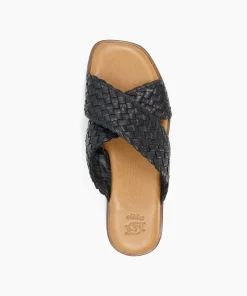 Hot Lexey - Flat Sandals