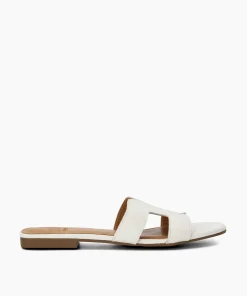 Hot Loopey - Flat Sandals