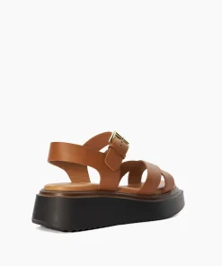 Outlet Lovett - Tan Flat Sandals