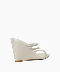 Hot Moonbeam - Ivory Block Heeled Sandals