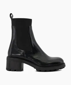 Fashion Perfect - Black Boots