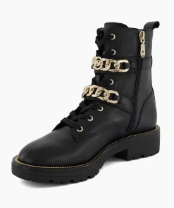 Outlet Plazas - Black Boots
