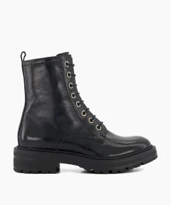 Outlet Press - Winter Boots