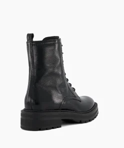 Outlet Press - Winter Boots