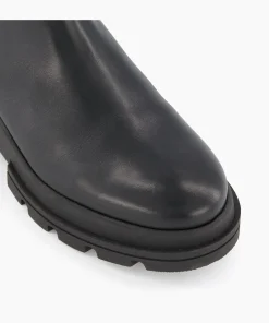 Fashion Provenses - Black Boots