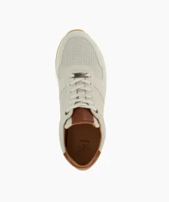 Shop Trilogy - Off Trainers